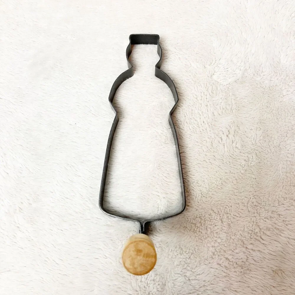 person shaped cookie cutter pancake mold